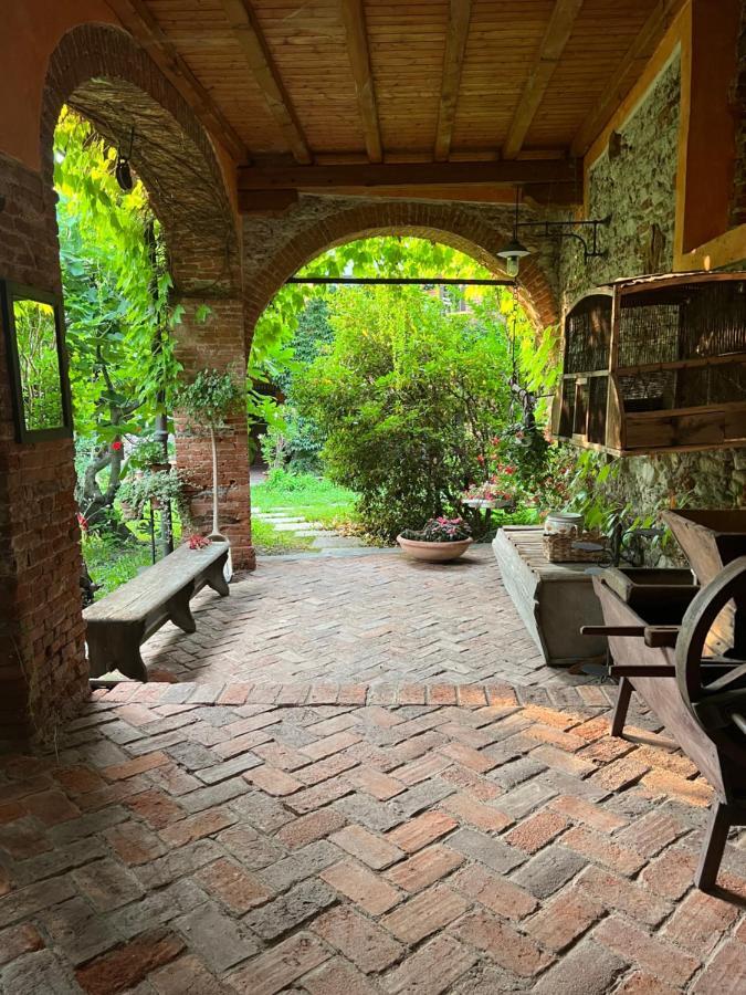 Отель La Casa Arancione Boves Экстерьер фото