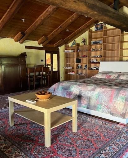 Отель La Casa Arancione Boves Экстерьер фото