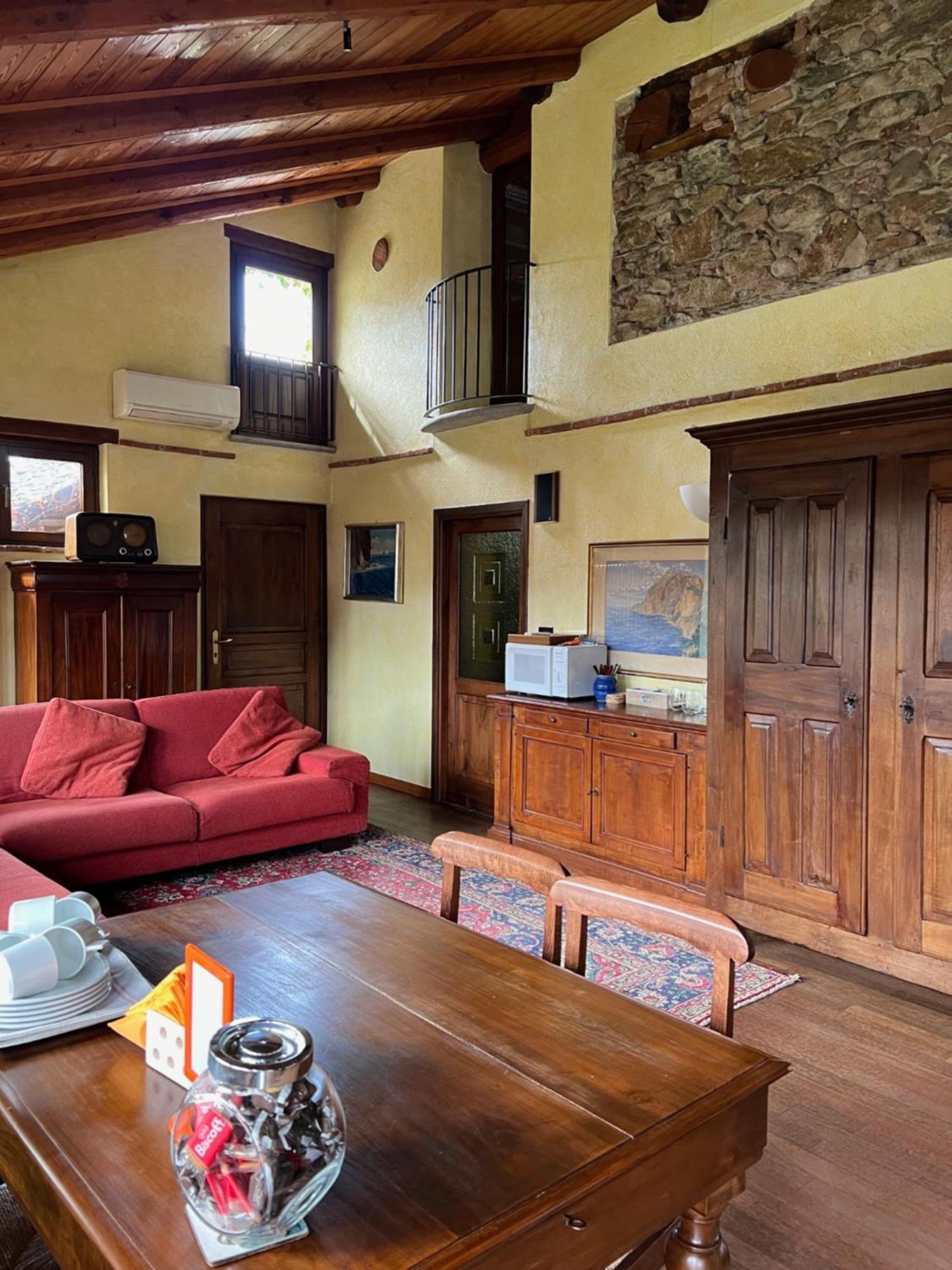 Отель La Casa Arancione Boves Экстерьер фото
