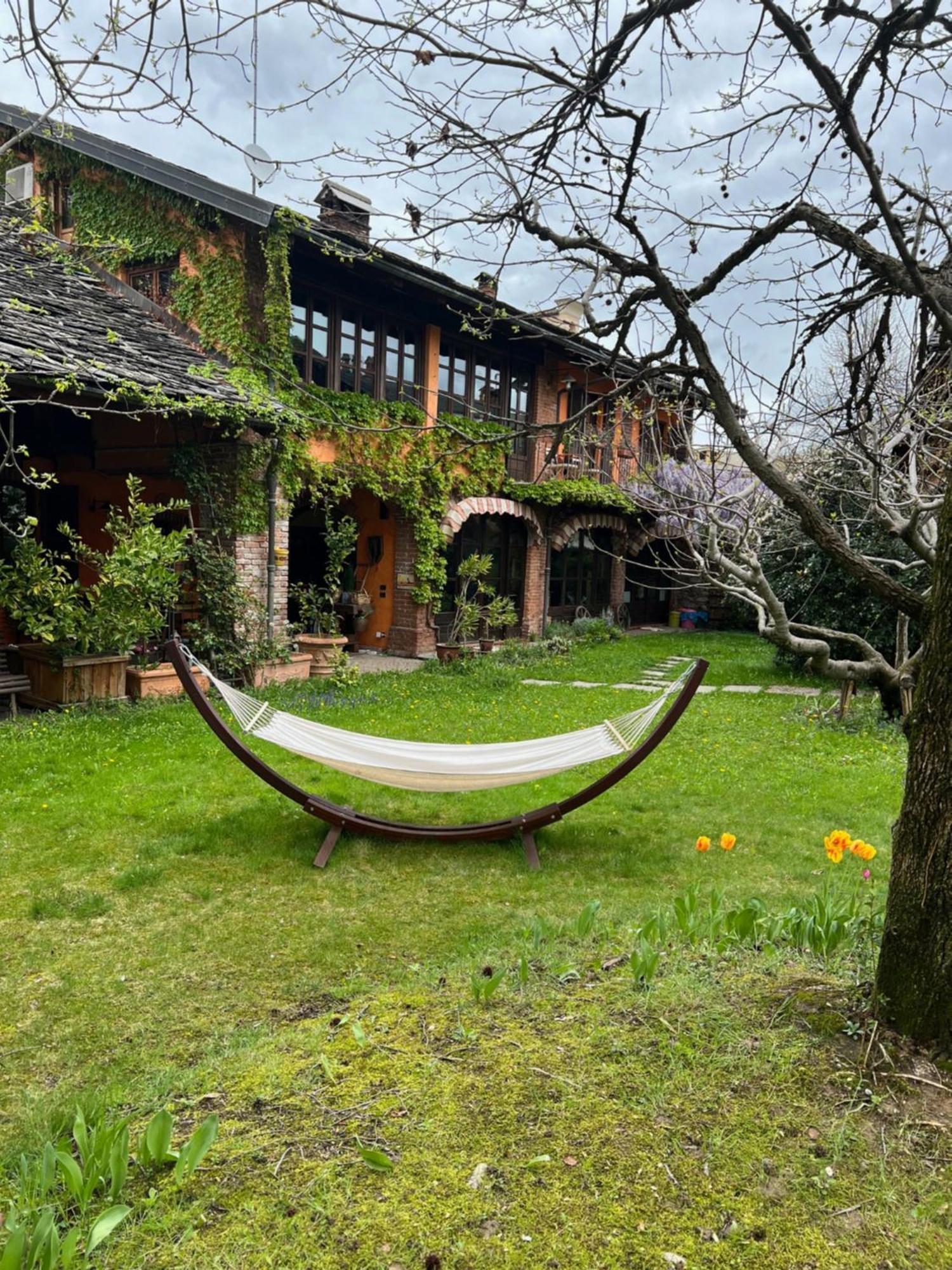 Отель La Casa Arancione Boves Экстерьер фото
